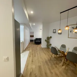 https://precioso-apartamento-en-centro.1costadelsol.com